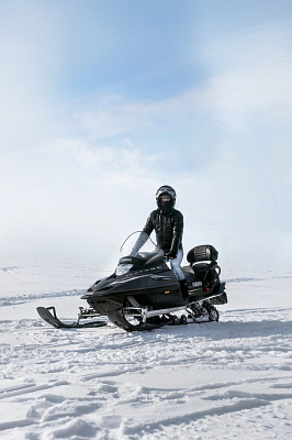 Катание на снегоходах в Суздале в подарок. Сервис Ultra Подарки
. ✳️✴️❄️ Подарочный сертификат на катание на снегоходах в Суздале с друзьями ❄️✴️✳️. Закажите прокат снегоходов в подарок для мужчин и парней на день рождения по привлекательным ценам. Езда на снегоходах это ещё и активный зимний отдых. Сервис UltraPodarki.ru ☎️ 8 (800) 505-95-30	. катание на снегоходах, подарочный сертификат на катание на снегоходе, прокат снегоходов, прокат снегоходов Суздаль, катание на снегоходах Суздаль, езда на снегоходе