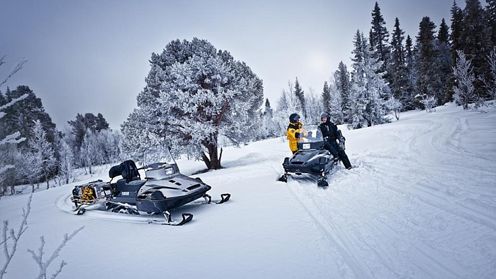 Катание на снегоходах в Суздале в подарок. Сервис Ultra Подарки
. ✳️✴️❄️ Подарочный сертификат на катание на снегоходах в Суздале с друзьями ❄️✴️✳️. Закажите прокат снегоходов в подарок для мужчин и парней на день рождения по привлекательным ценам. Езда на снегоходах это ещё и активный зимний отдых. Сервис UltraPodarki.ru ☎️ 8 (800) 505-95-30	. катание на снегоходах, подарочный сертификат на катание на снегоходе, прокат снегоходов, прокат снегоходов Суздаль, катание на снегоходах Суздаль, езда на снегоходе